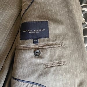 Banana Republic Tailored Men’s Suit